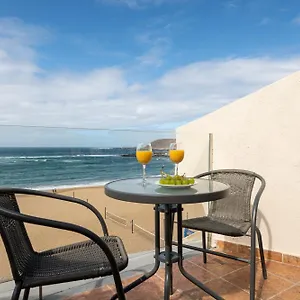 https://fly-over-las-canteras-beach.in-canary-islands.com